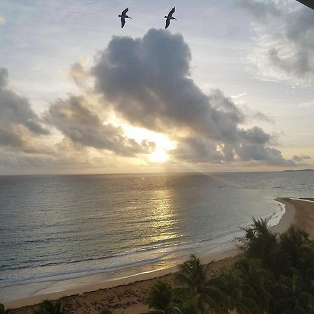 Beach Front Apartment In Luquillo Esterno foto